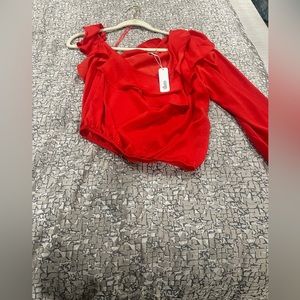 Super cute one sleeve top NWT